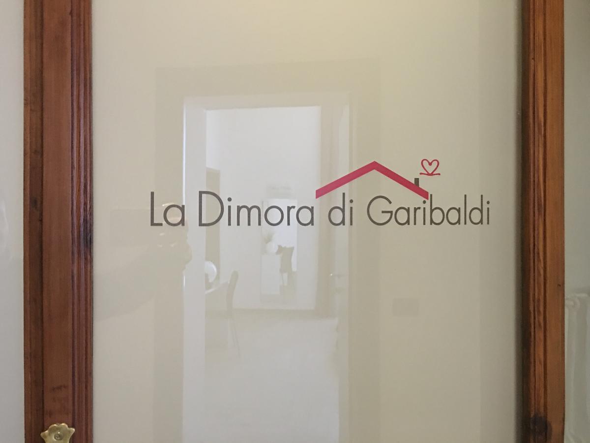 Bed and Breakfast La Dimora Di Garibaldi à Naples Extérieur photo